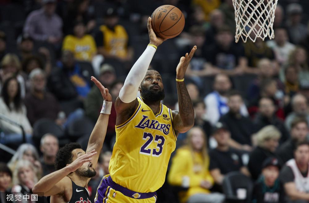 足坛两位死 足坛两位死